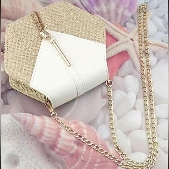 New neutral crossbody bag - Picture 2 of 4